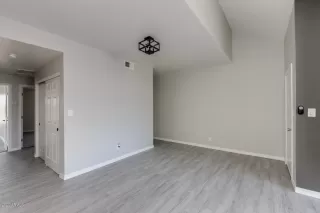 Photo #6: 6133183 Listing