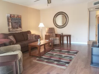 Photo #2: 6133200 Listing