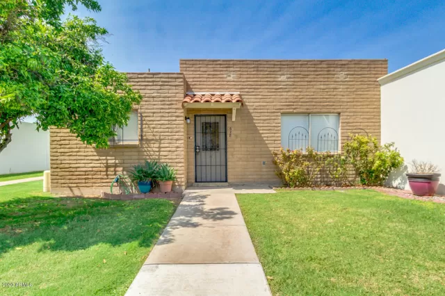 MLS: 6133220 Condo For Sale