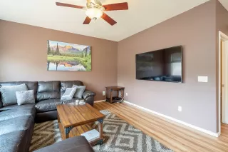 Photo #5: 6133269 Listing