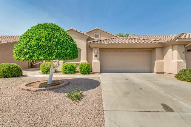 MLS: 6133344 Condo For Sale