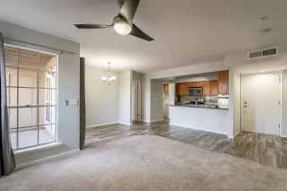 Photo #4: 6133545 Listing