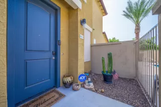 Photo #1: 6133688 Listing 