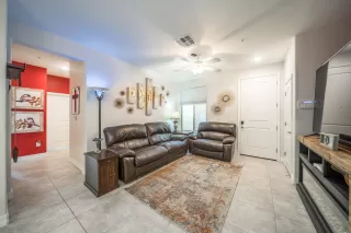 Photo #2: 6133688 Listing 