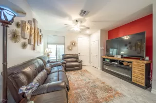 Photo #3: 6133688 Listing 