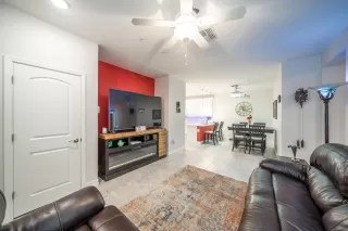 Photo #5: 6133688 Listing 