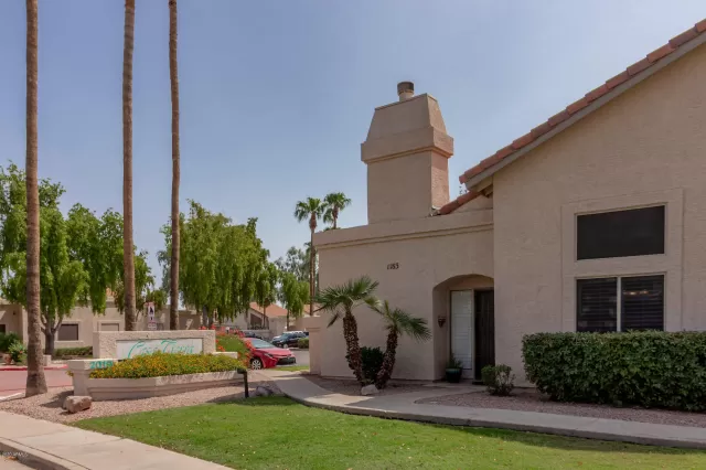 MLS: 6133694 Condo For Sale