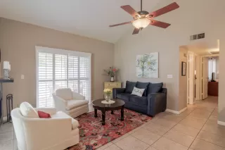 Photo #4: 6133694 Listing