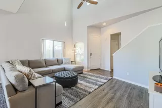 Photo #6: 6133817 Listing 