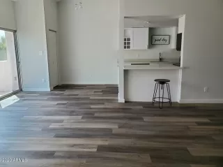 Photo #1: 6134033 Listing 