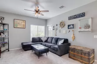 Photo #4: 6134622 Listing