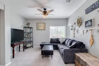 Photo #6: 6134622 Listing