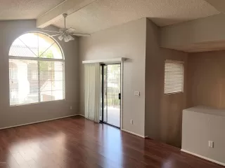 Photo #2: 6134625 Listing