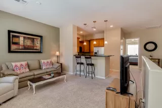 Photo #4: 6134759 Listing