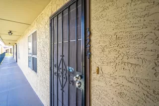 Photo #2: 6134765 Listing 