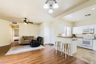 Photo #1: 6135248 Listing 