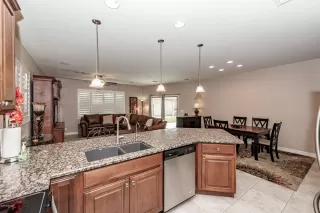 Photo #5: 6135294 Listing