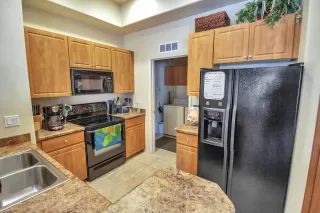 Photo #6: 6135551 Listing