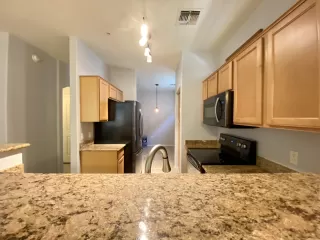 Photo #5: 6135658 Listing