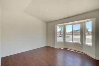 Photo #3: 6135781 Listing