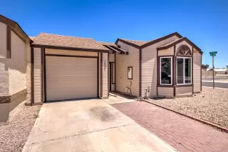 Photo #6: 6135781 Listing