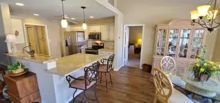 Photo #4: 6135892 Listing