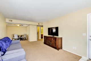 Photo #2: 6135893 Listing
