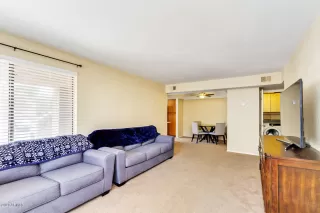 Photo #3: 6135893 Listing