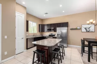 Photo #5: 6135904 Listing 