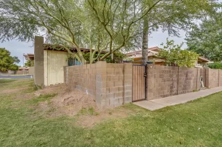 Photo #2: 6135935 Listing 