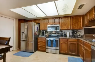 Photo #3: 6136161 Listing