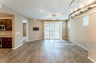 Photo #4: 6136169 Listing