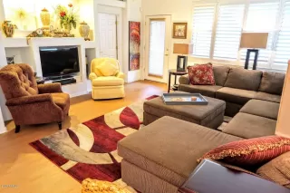 Photo #5: 6136251 Listing 