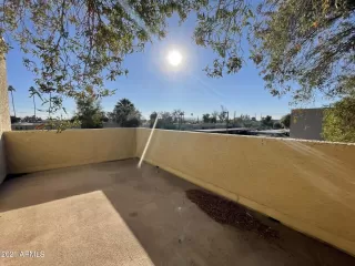 Photo #6: 6136399 Listing