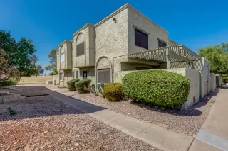 Photo #6: 6136465 Listing