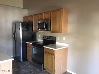 Photo #4: 6136560 Listing