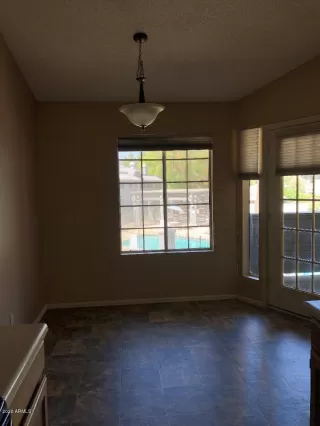 Photo #6: 6136560 Listing