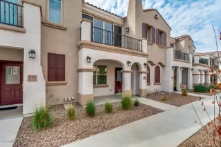 Photo #2: 6136628 Listing