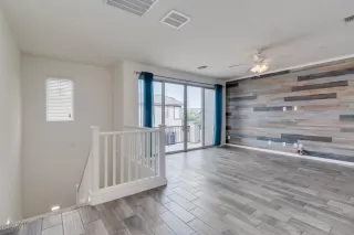 Photo #6: 6136628 Listing