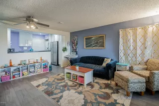 Photo #2: 6136656 Listing