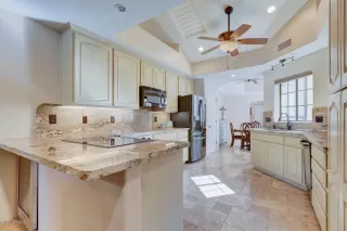 Photo #1: 6136724 Listing 