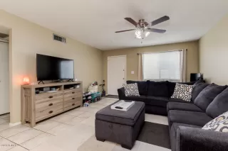 Photo #4: 6136733 Listing 