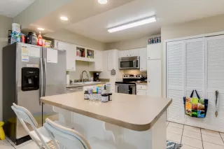 Photo #5: 6136733 Listing 