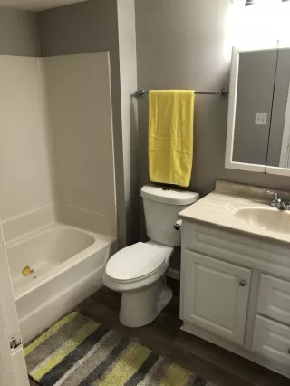 Photo #3: 6136860 Listing