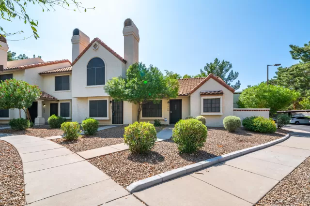 MLS: 6136868 Condo For Sale