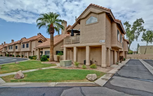 MLS: 6136886 Condo For Sale