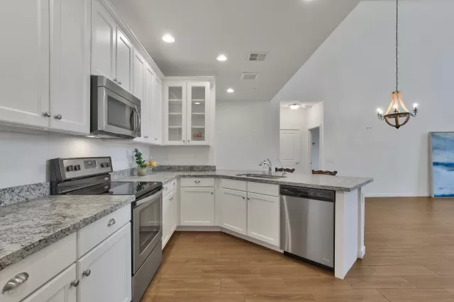 MLS: 6136902 Condo For Sale