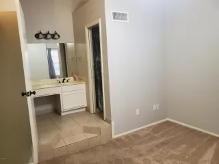 Photo #6: 6137014 Listing 