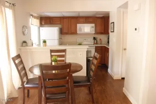 Photo #3: 6137177 Listing