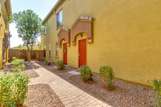 Photo #2: 6137416 Listing